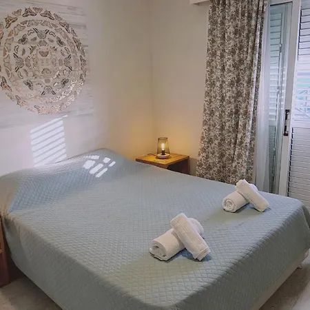 Almeria Apartment *